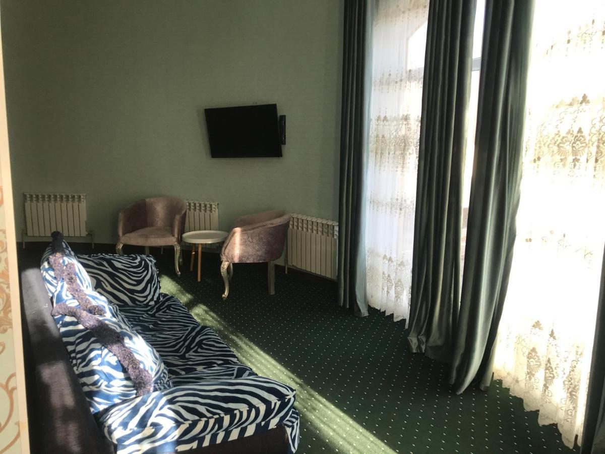 Emir Plaza Hotel Turkistan ภายนอก รูปภาพ