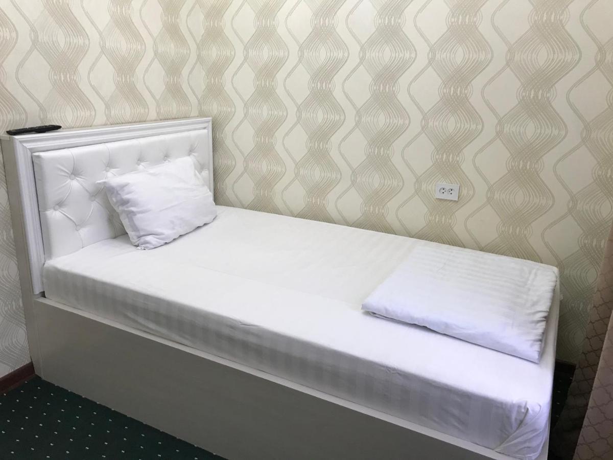 Emir Plaza Hotel Turkistan ภายนอก รูปภาพ
